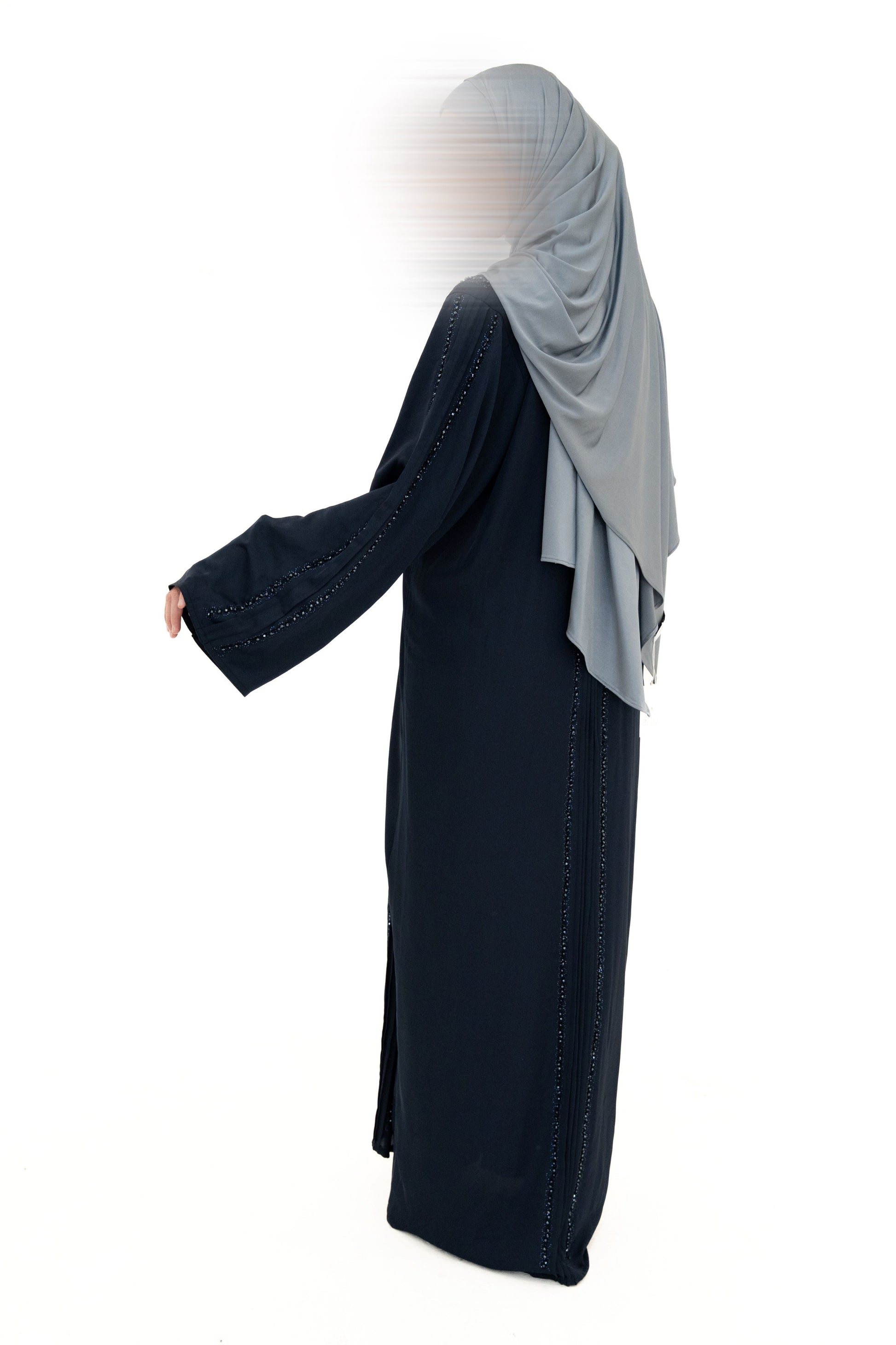 ABAYA TESNIM