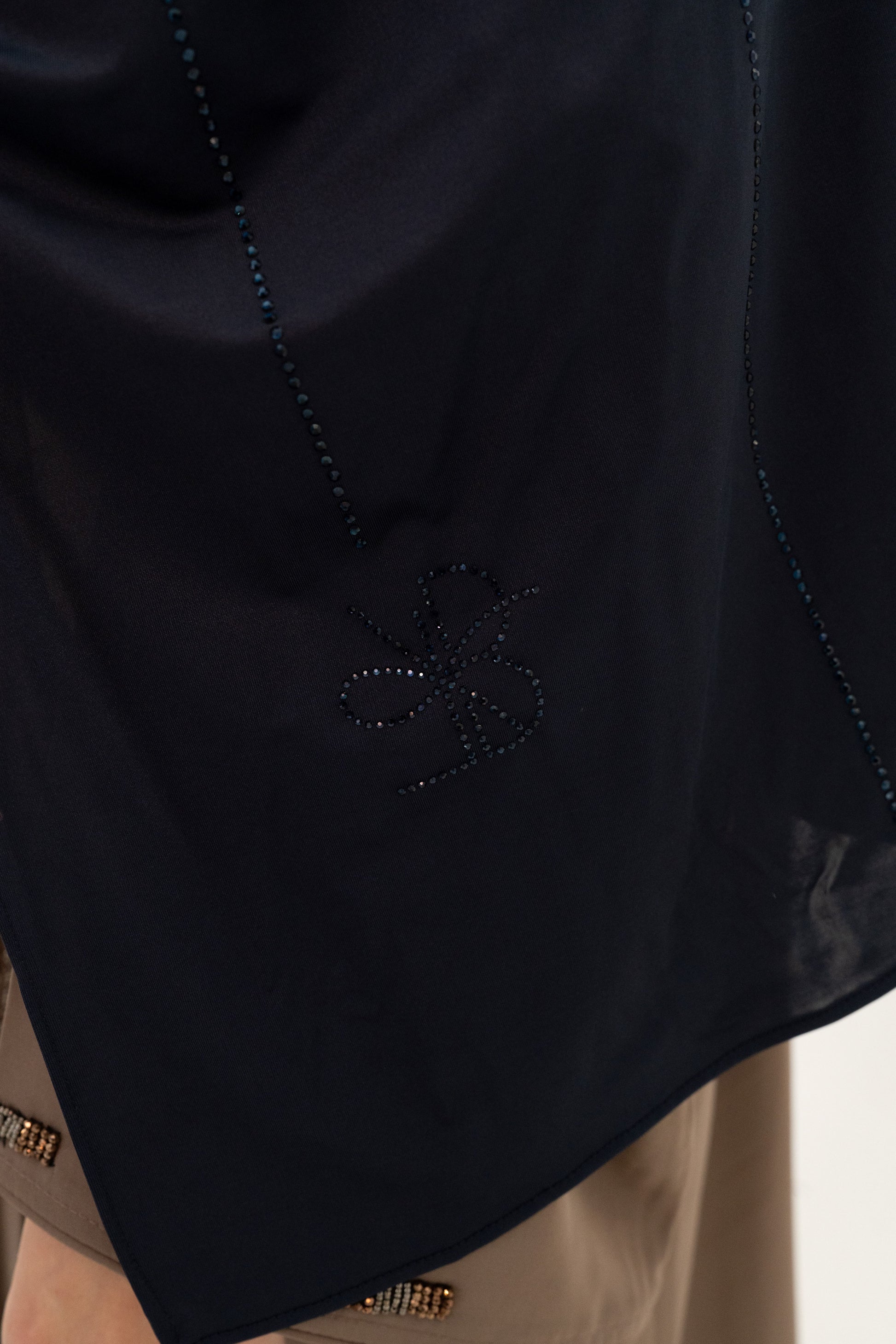 SATIN PEARL – BLUE JEAN