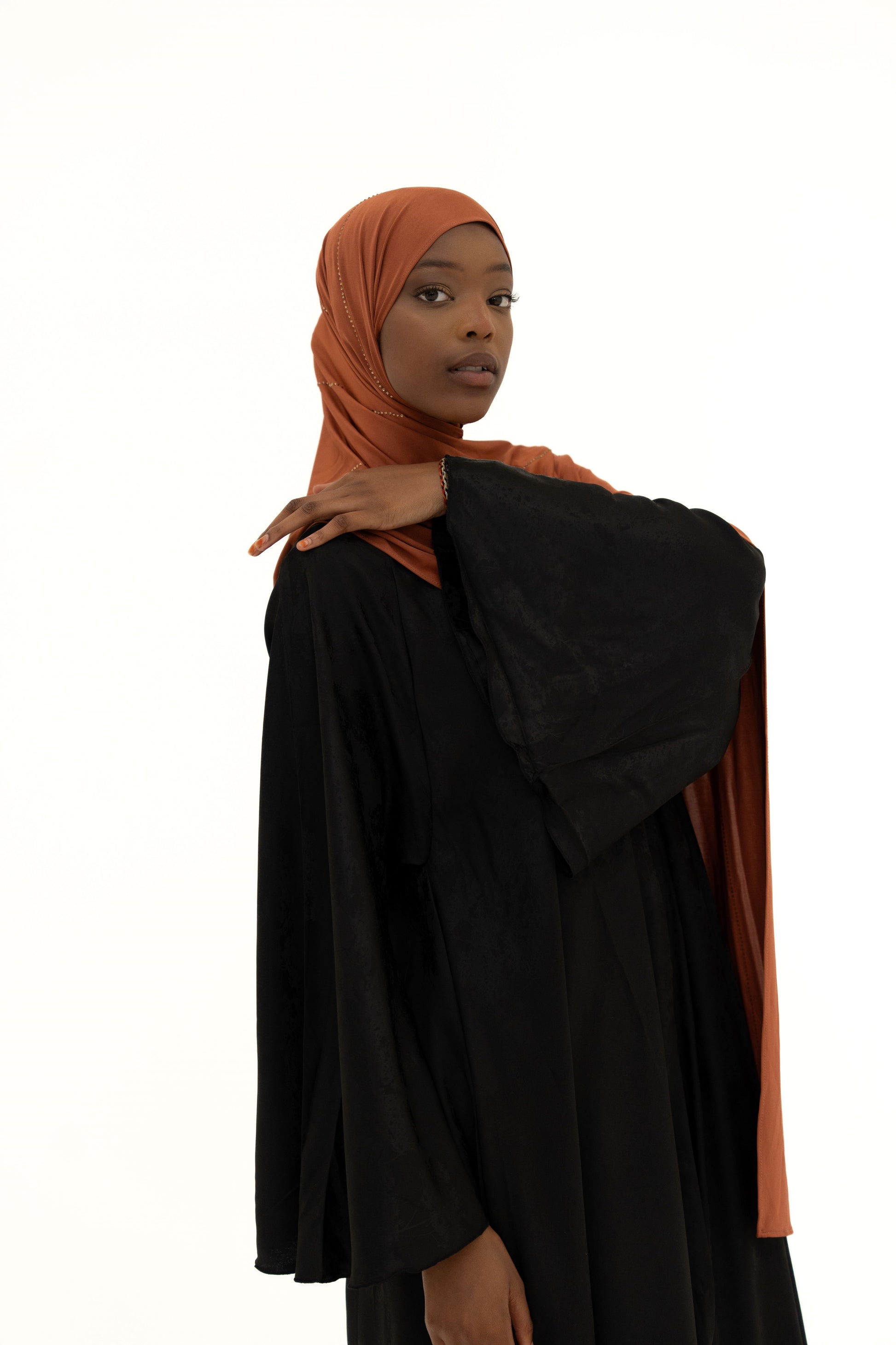 SATIN PEARL – TERRACOTA