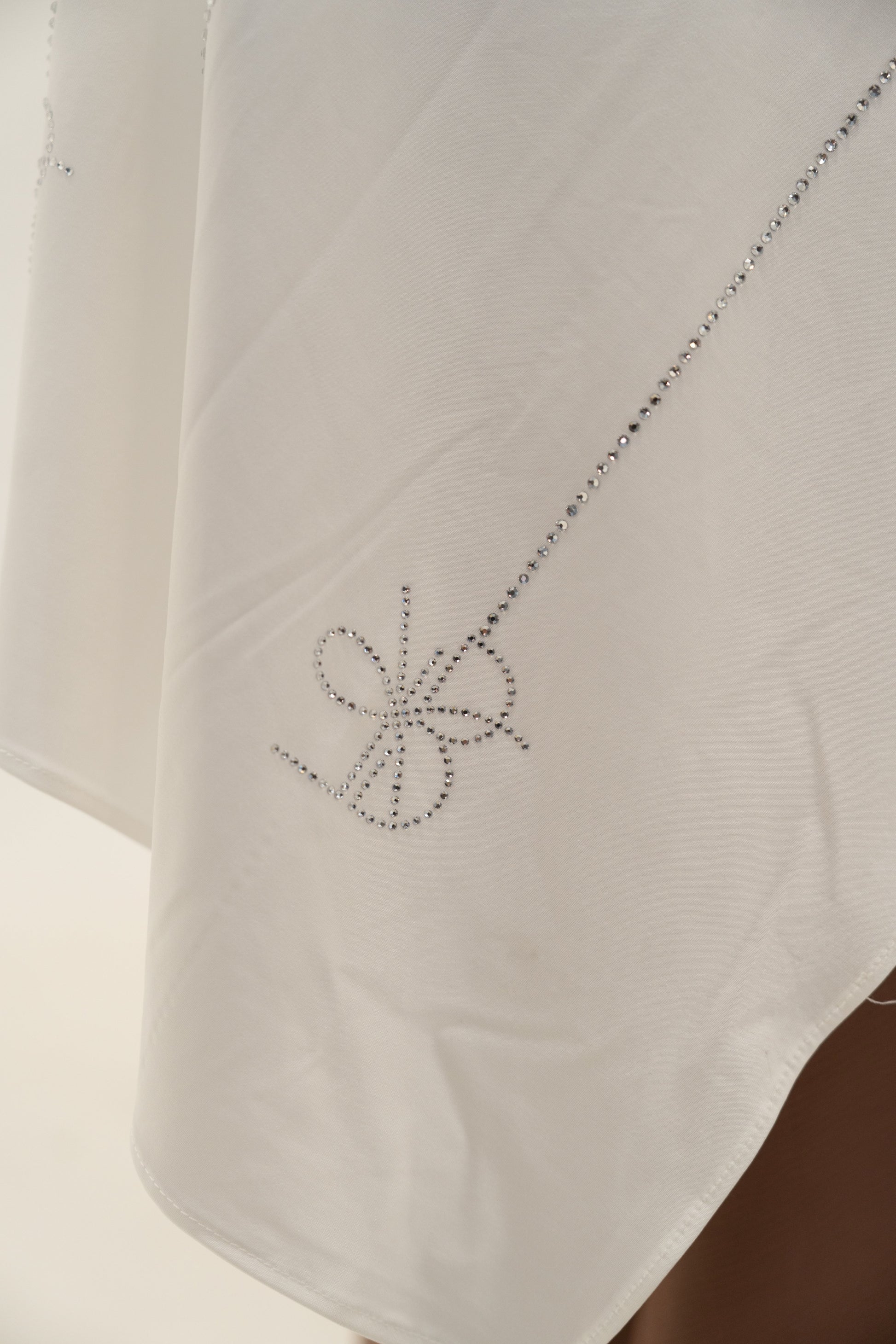 SATIN PEARL – WHITE